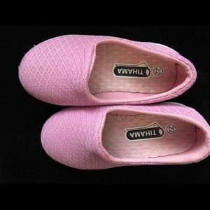 Toddler girls shoes - new w/out tags